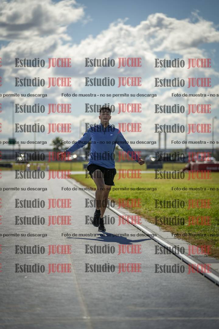 Fotos de los 1500 m llanos de varones - decatlón 10