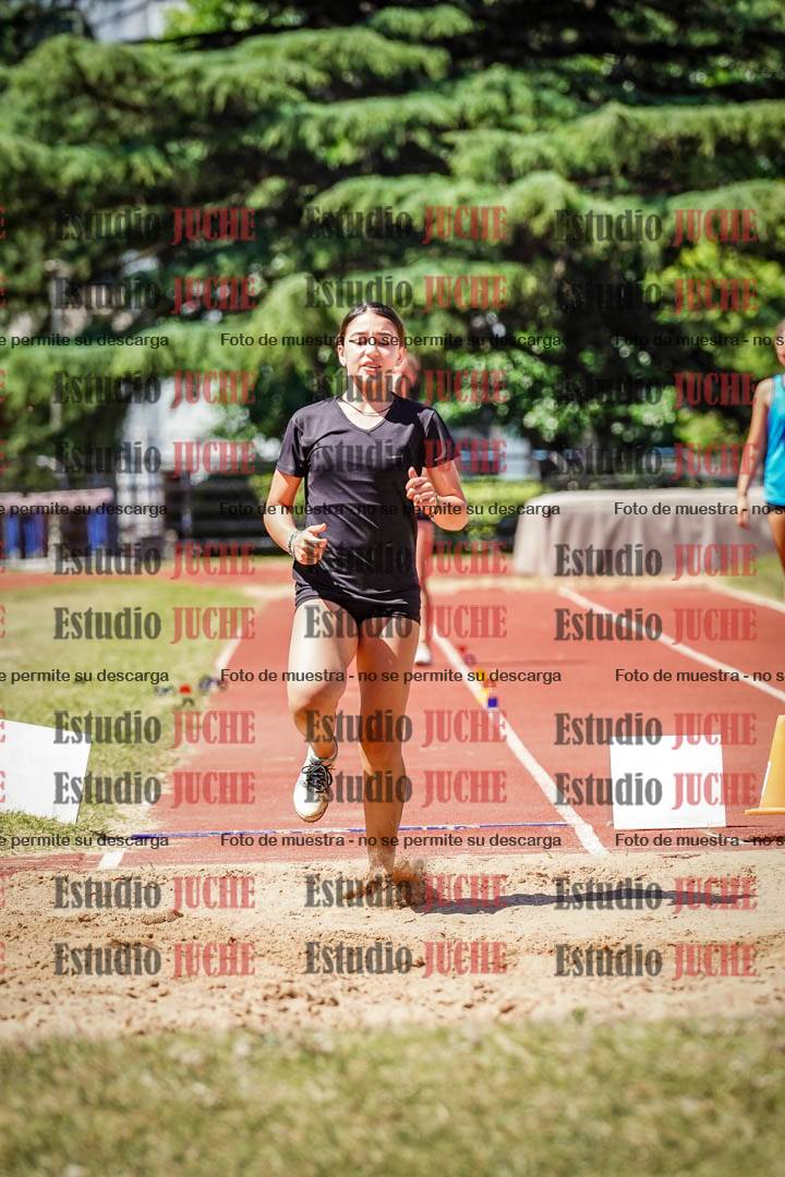 Fotos del salto en largo de mujeres - U14