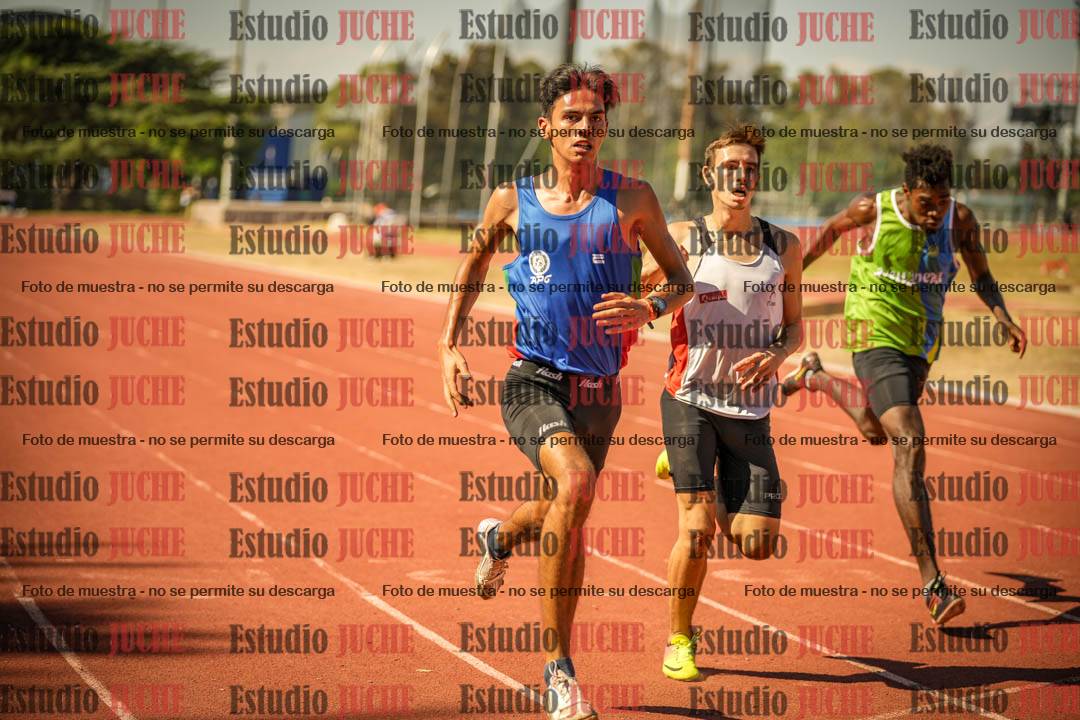 Fotos de los 200 m llanos de varones