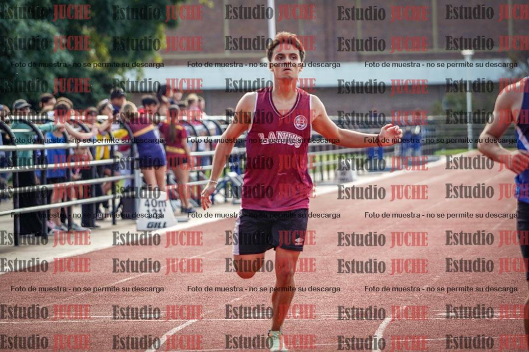 Fotos de los 200 m llanos de varones