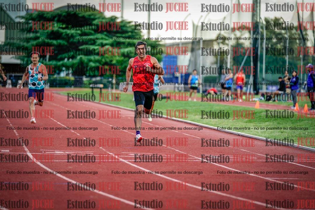 Fotos de los 400 m llanos de varones