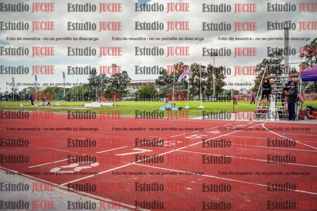 Fotos de los 400 m llanos de varones