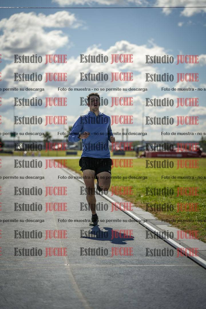 Fotos de los 1500 m llanos de varones - decatlón 10