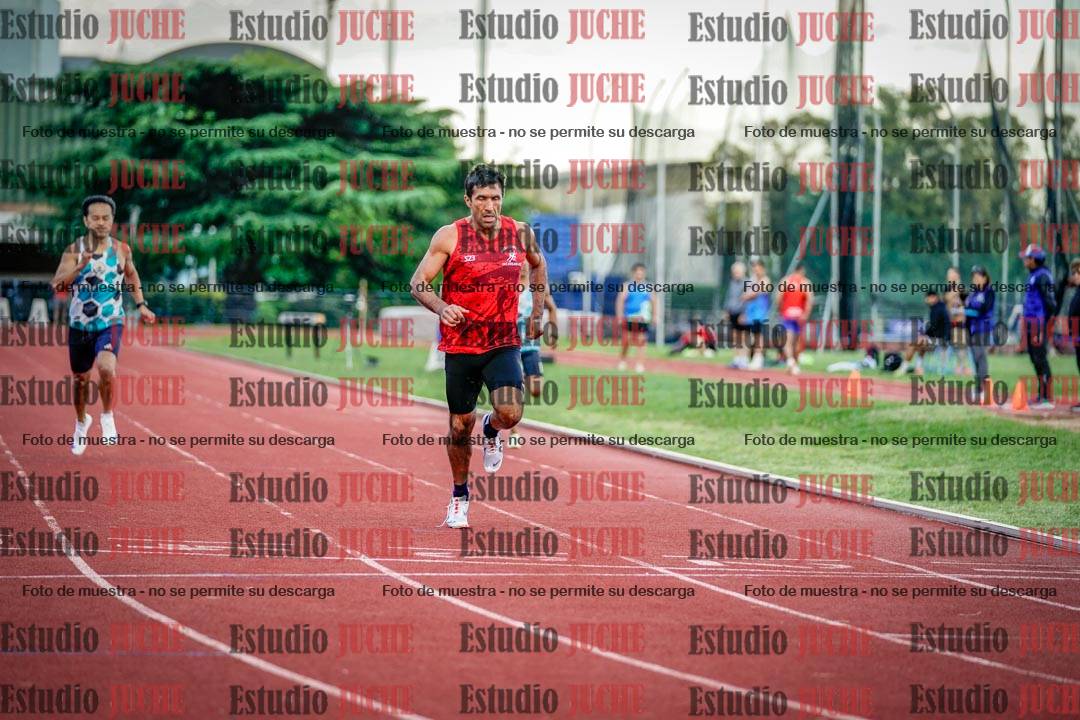 Fotos de los 400 m llanos de varones