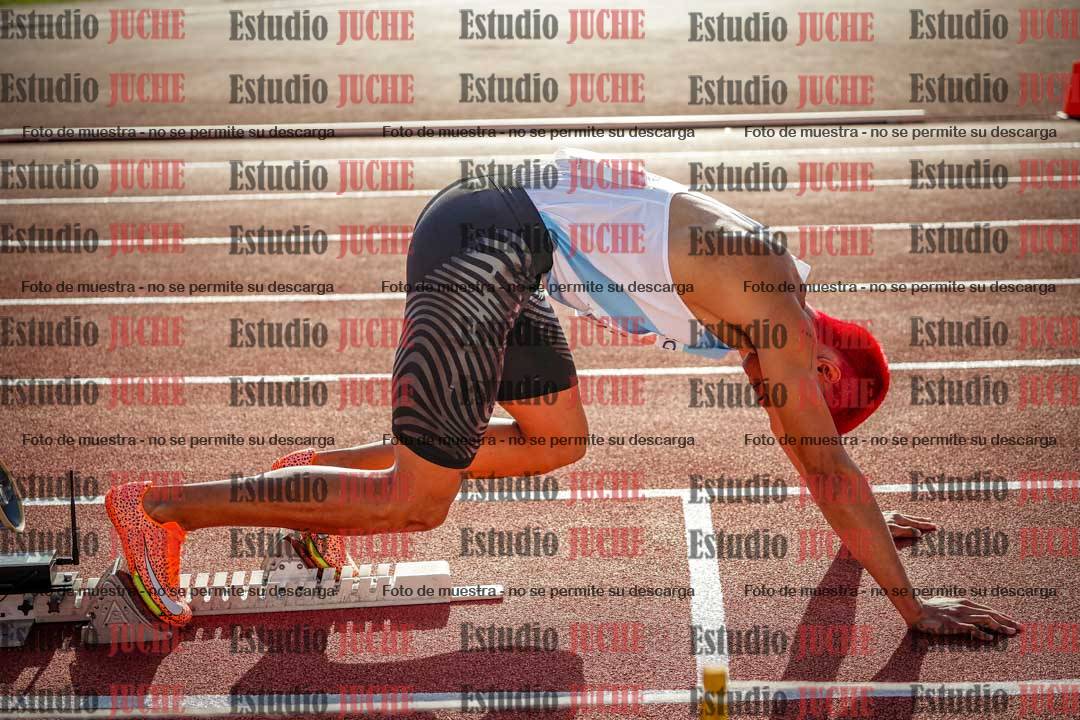 Fotos de los 400 m con vallas de varones