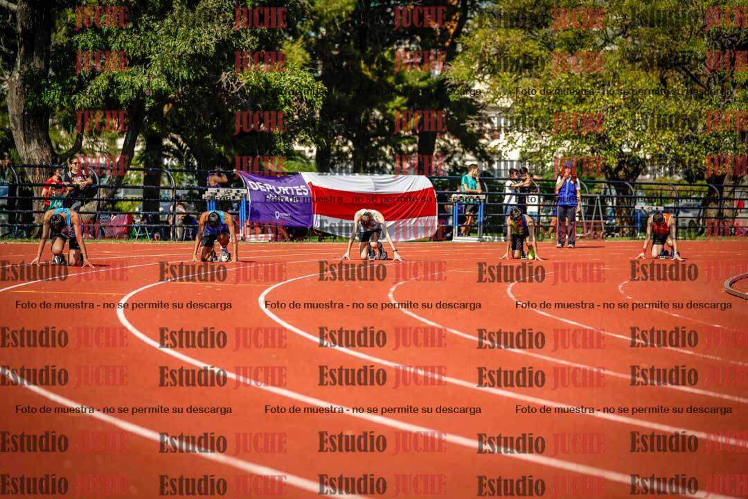 Fotos de los 200 m llanos de varones