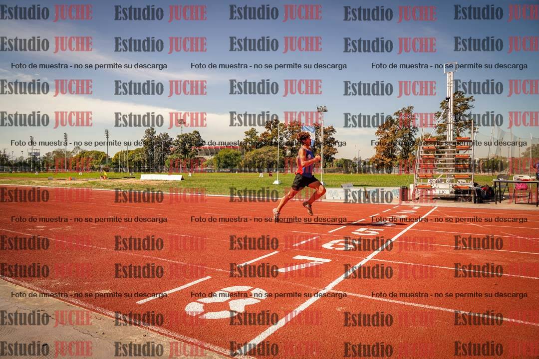 Fotos de los 100 m llanos de varones