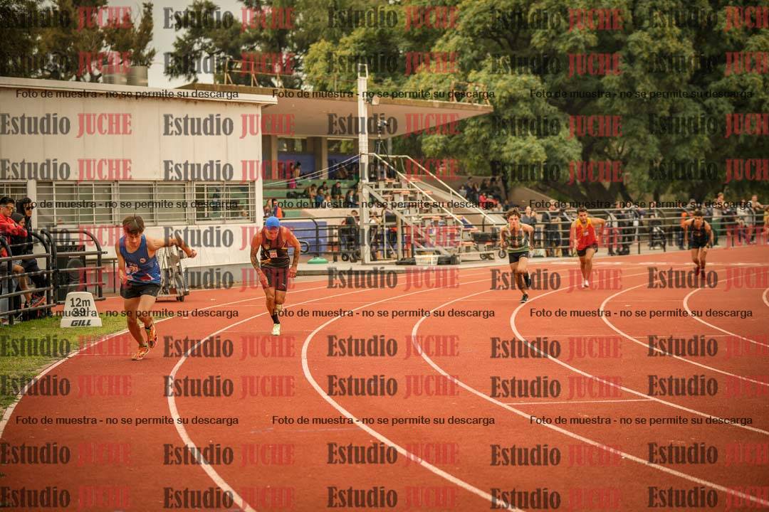 Fotos de los 800 m llanos de varones