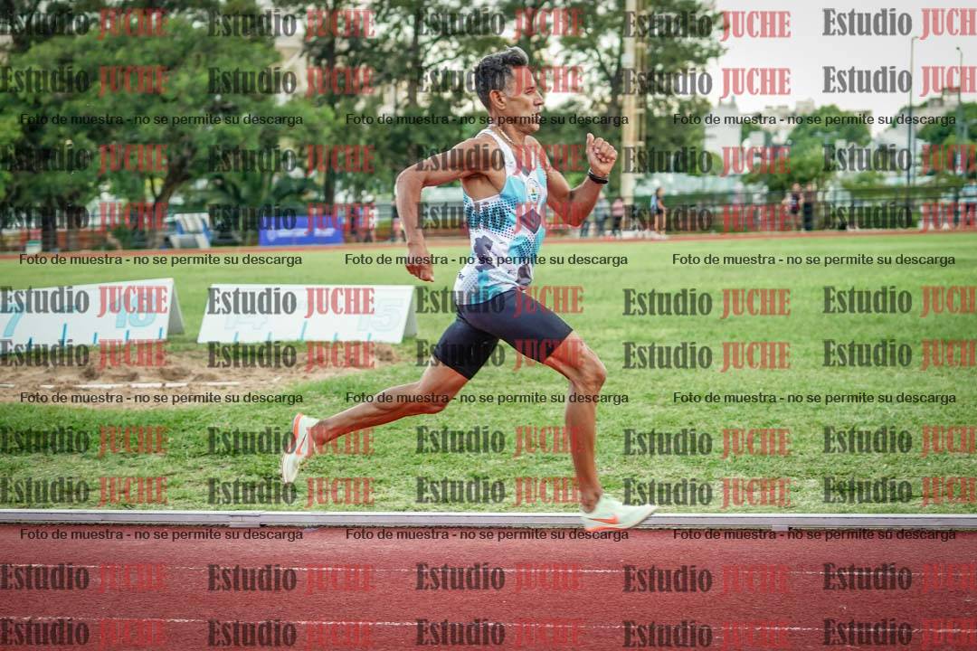 Fotos de los 400 m llanos de varones