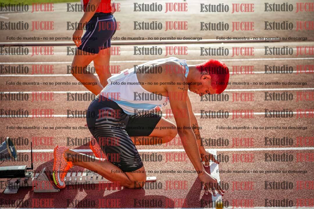 Fotos de los 400 m con vallas de varones