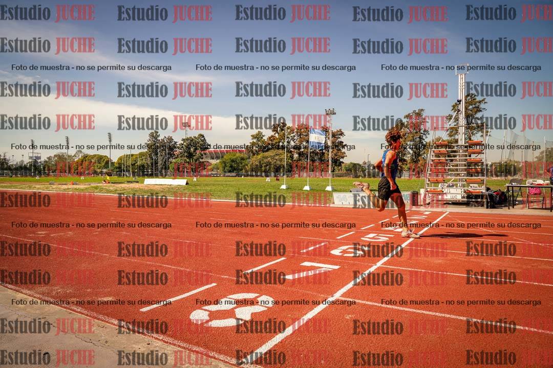 Fotos de los 100 m llanos de varones