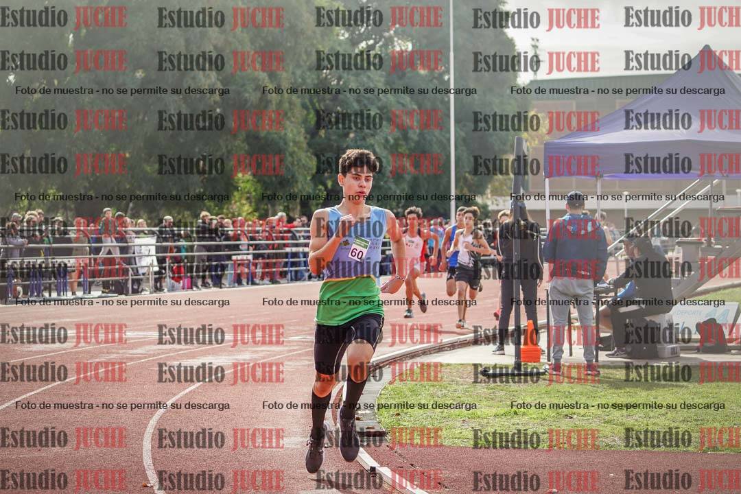 Fotos de los 600 m llanos de varones