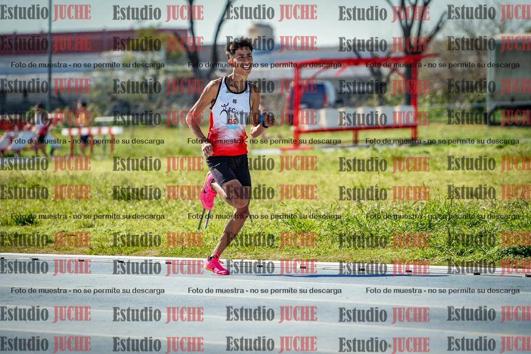 Fotos de los 5000 m llanos de mujeres y varones