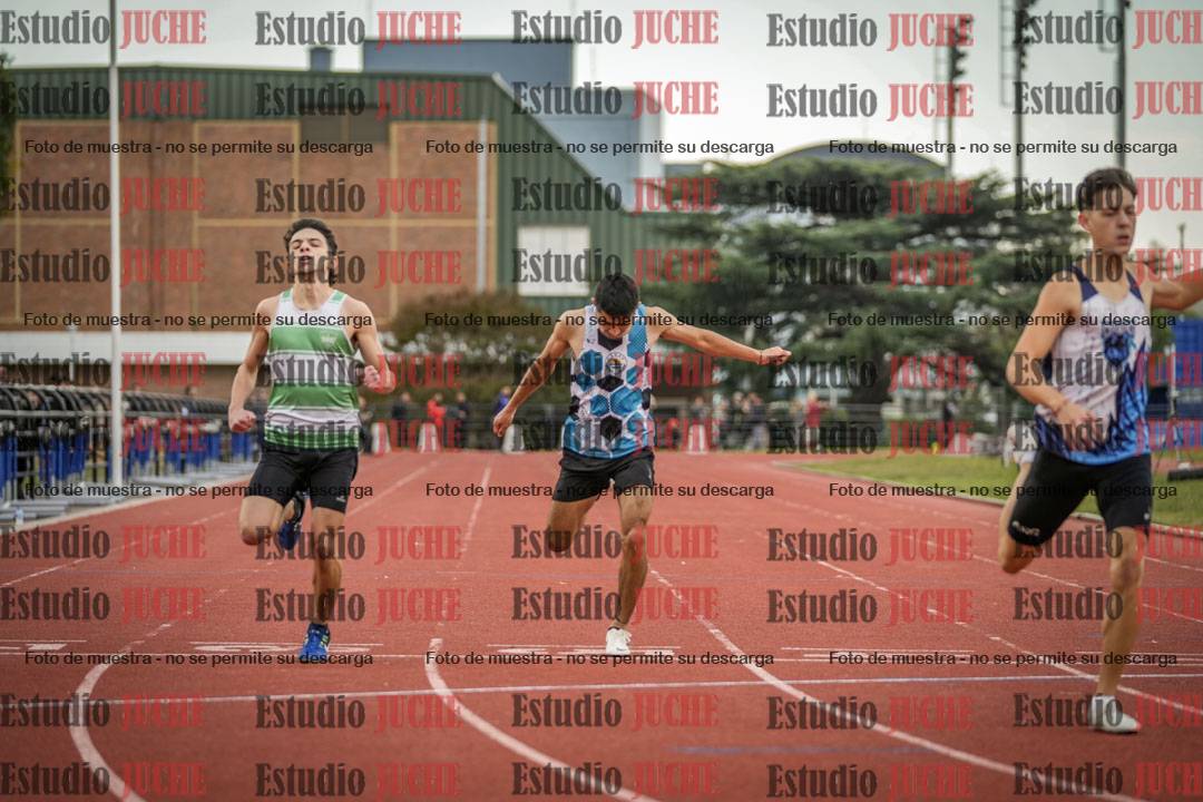Fotos de los 400 m llanos de varones