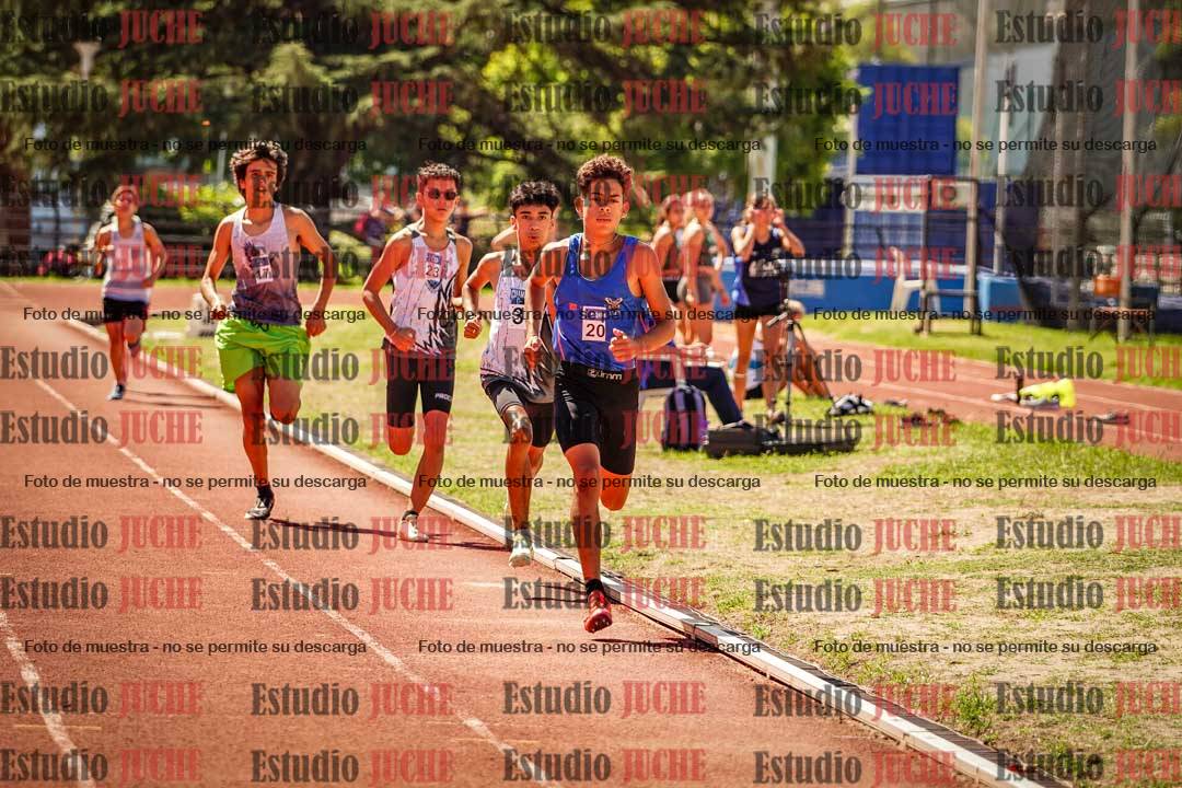 Fotos de los 600 m llanos de varones