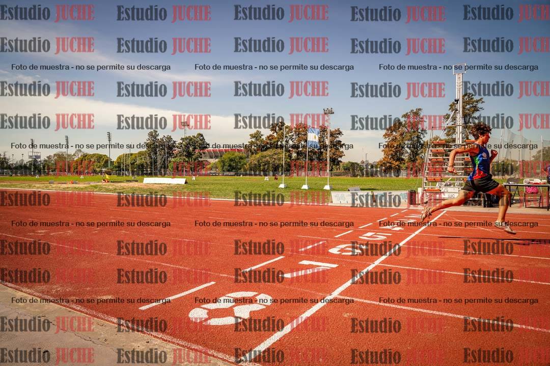 Fotos de los 100 m llanos de varones