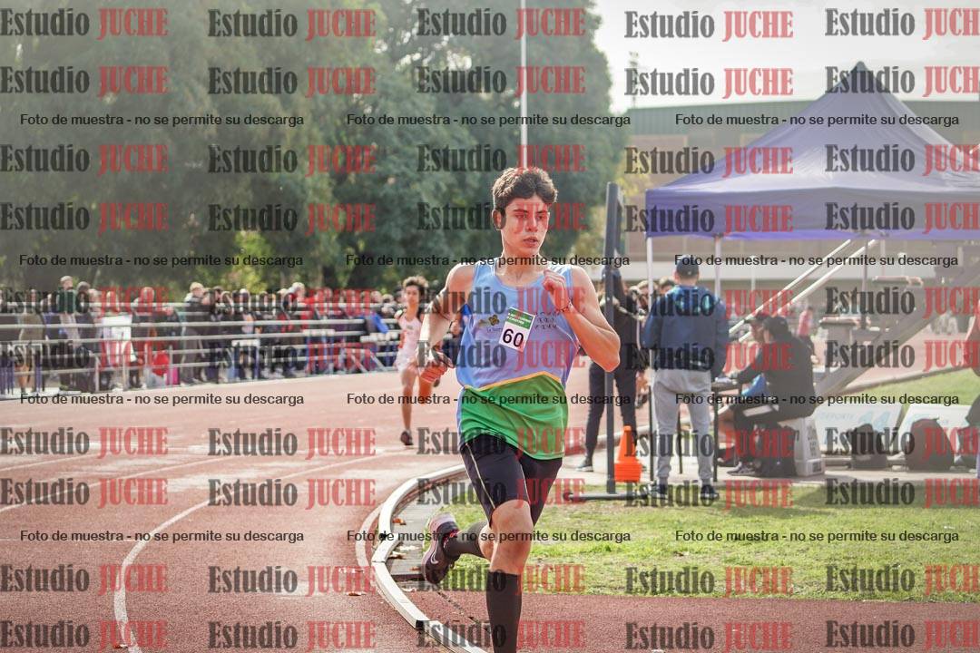 Fotos de los 600 m llanos de varones