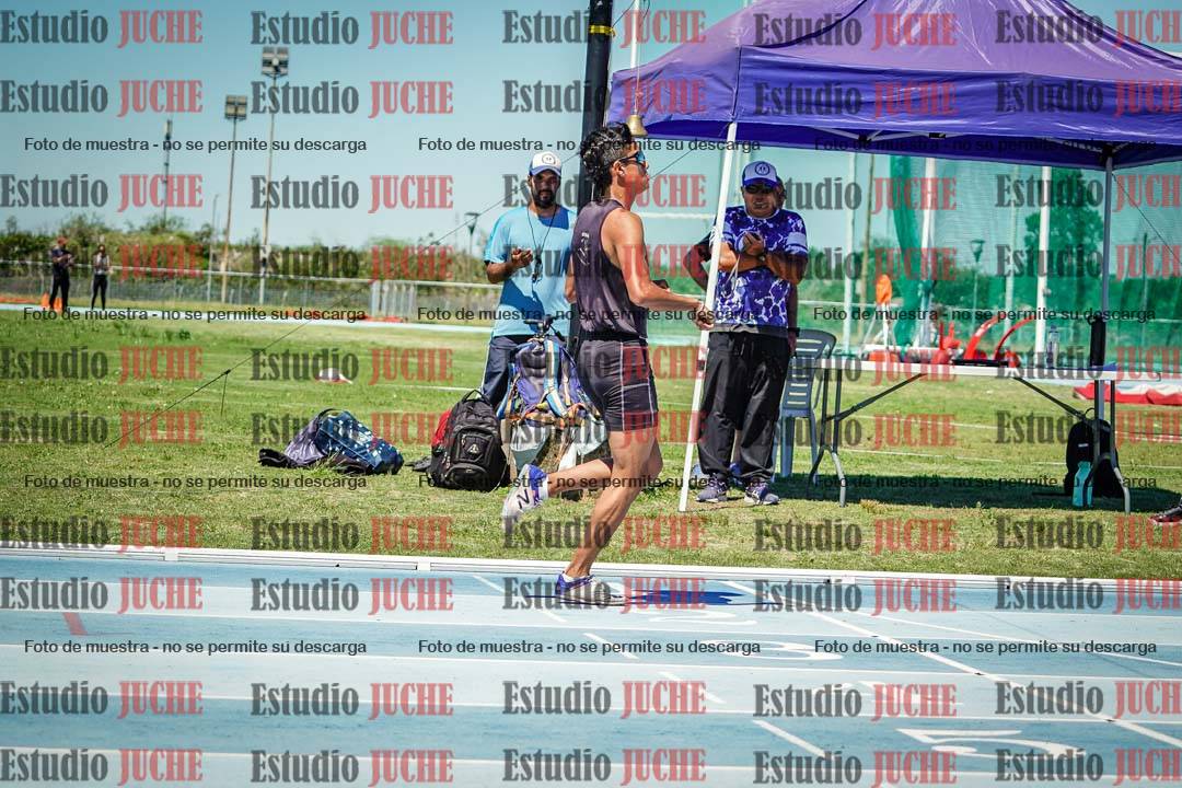 Fotos de los 800 m llanos de varones