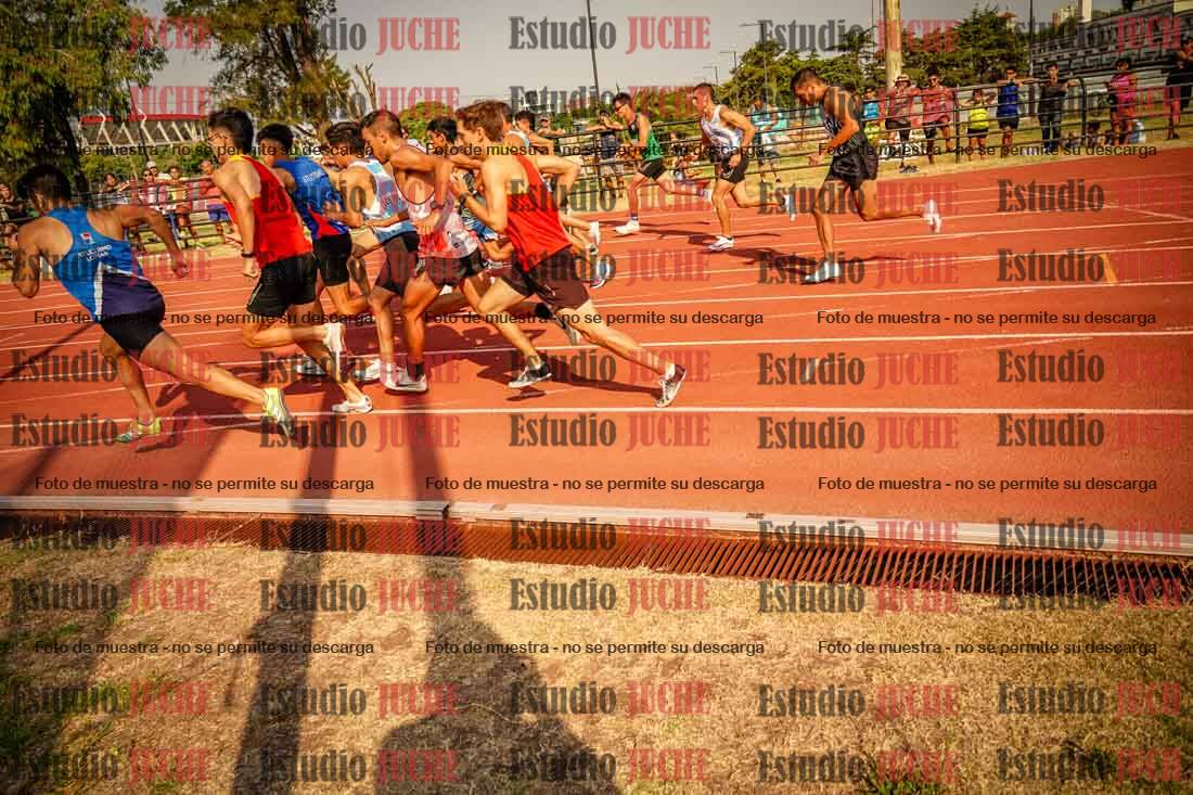 Fotos de los 1500 m llanos de varones
