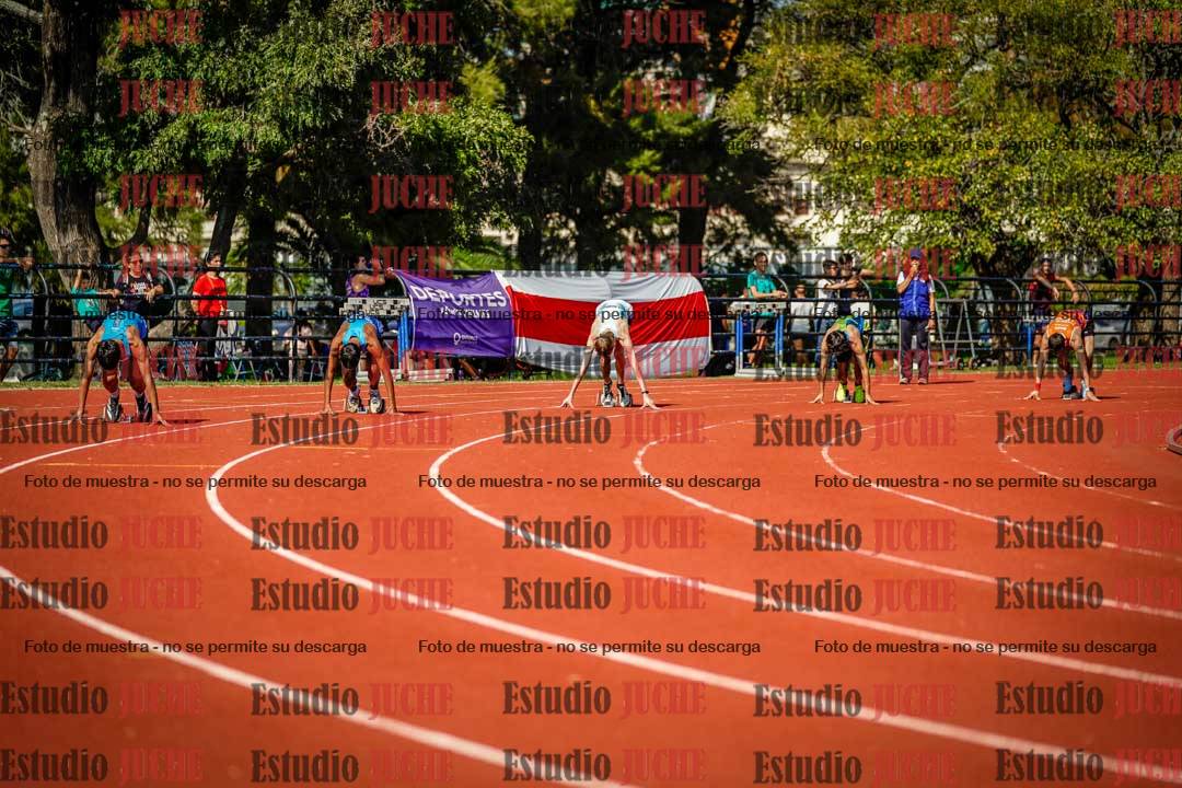 Fotos de los 200 m llanos de varones
