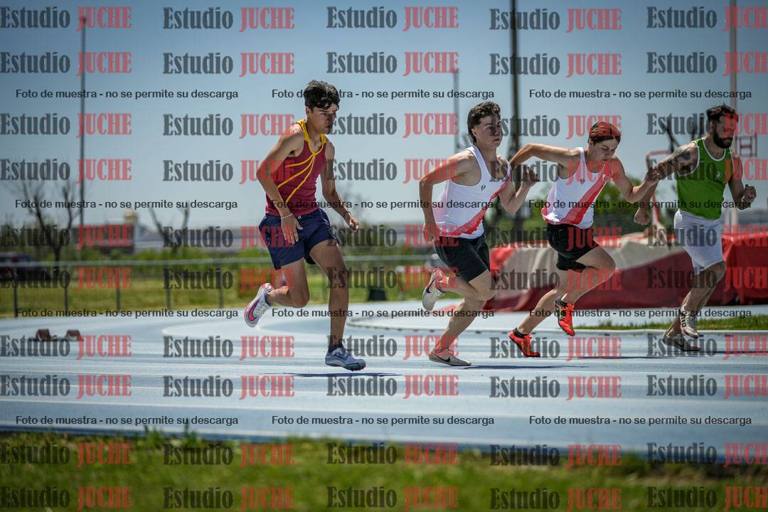 Fotos de los 100 m llanos de varones