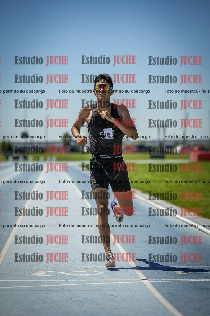 Fotos de los 800 m llanos de varones