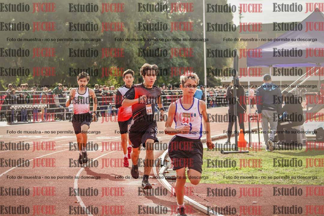 Fotos de los 600 m llanos de varones