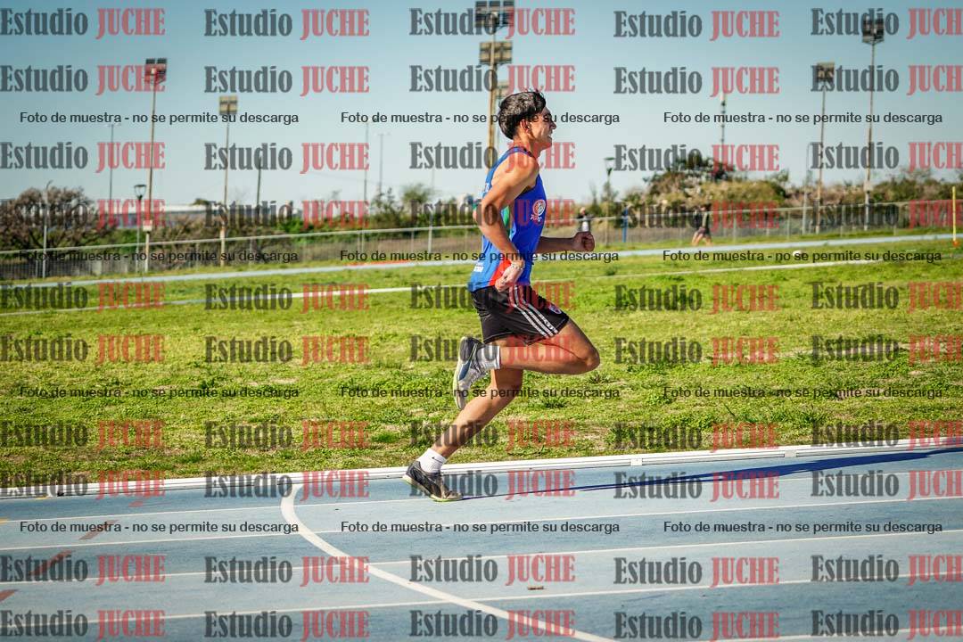 Fotos de los 400 m llanos de varones