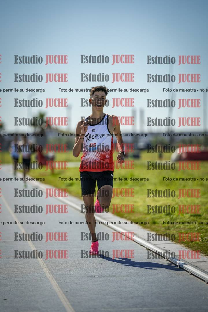 Fotos de los 5000 m llanos de mujeres y varones