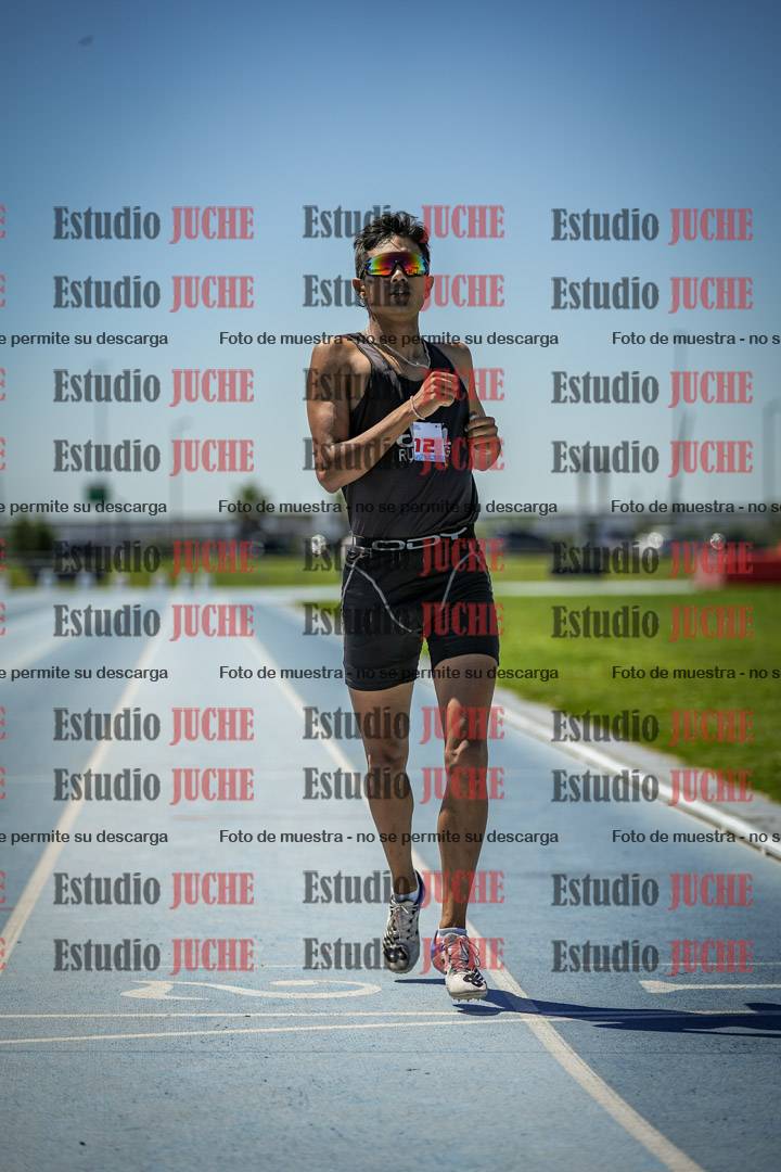 Fotos de los 800 m llanos de varones