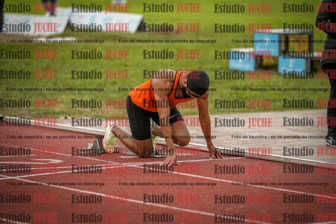 Fotos de los 400 m llanos de varones