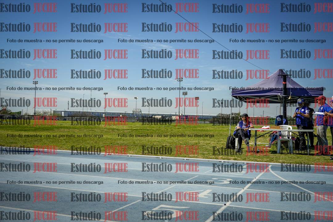Fotos de los 2000 m con obstáculos de varones
