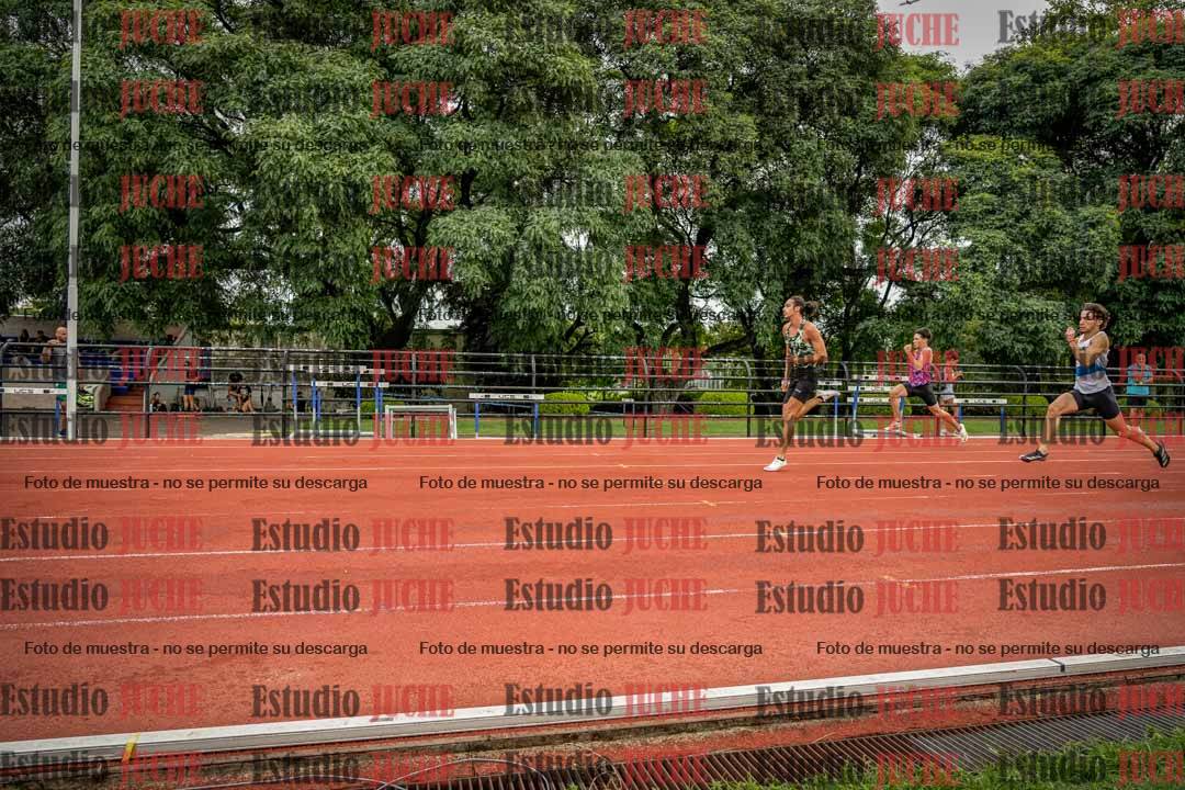 Fotos de los 100 m llanos de varones