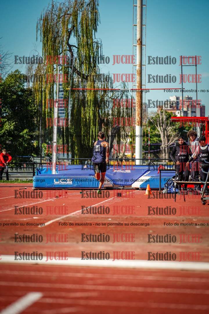Fotos del salto con garrocha de varones - decatlón 8