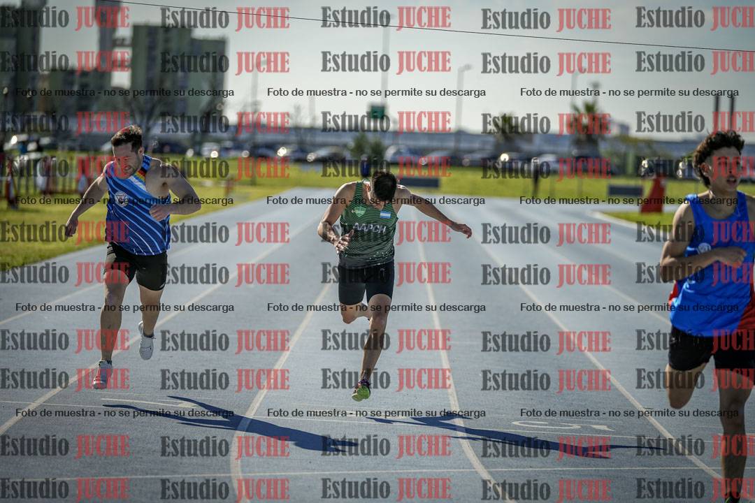 Fotos de los 400 m llanos de varones
