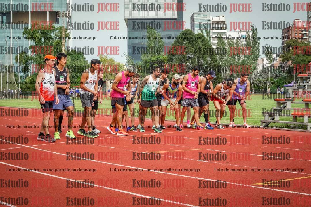 Fotos de los 3000 m llanos de varones
