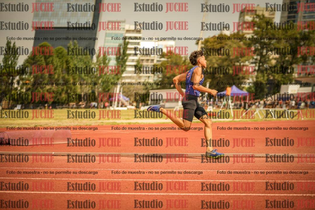 Fotos de los 200 m llanos de varones