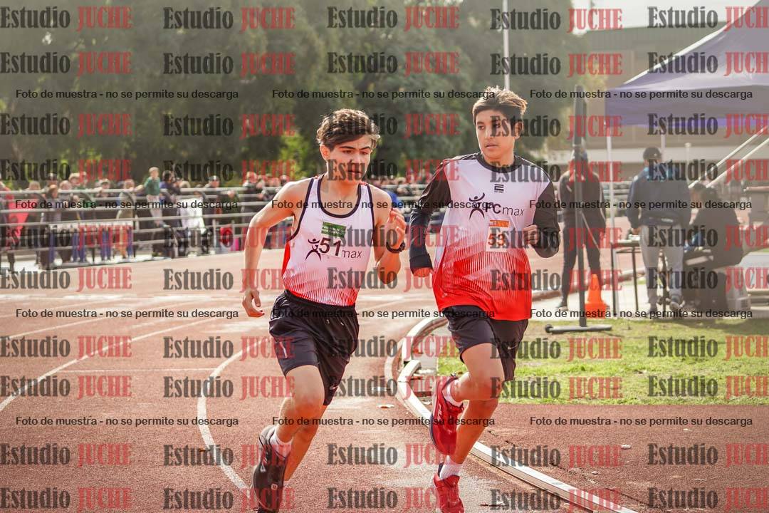 Fotos de los 600 m llanos de varones