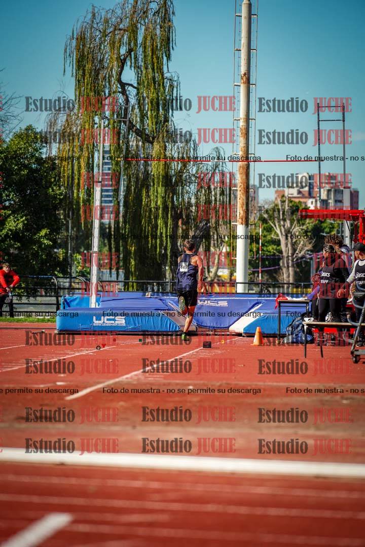 Fotos del salto con garrocha de varones - decatlón 8