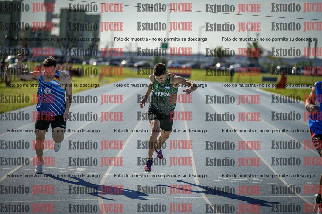 Fotos de los 400 m llanos de varones