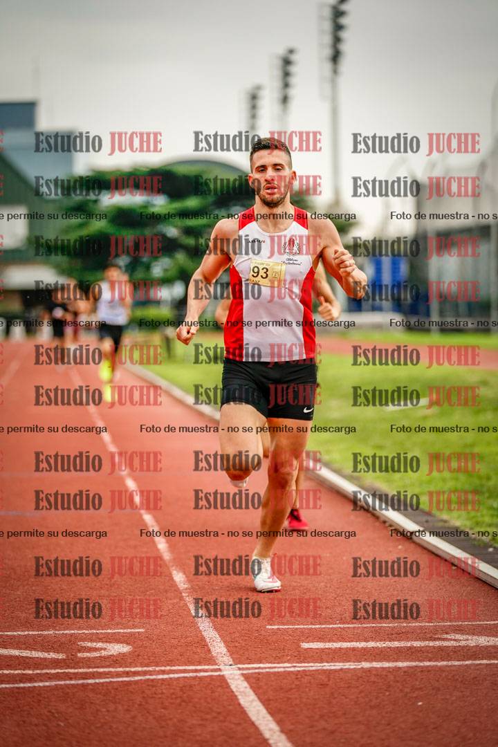 Fotos de los 800 m llanos de varones