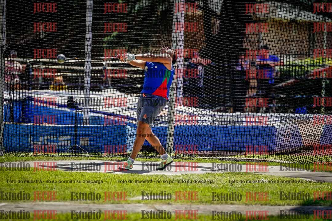 Fotos del lanzamiento de martillo de varones