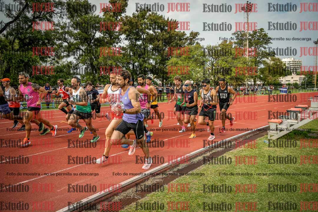 Fotos de los 3000 m llanos de varones