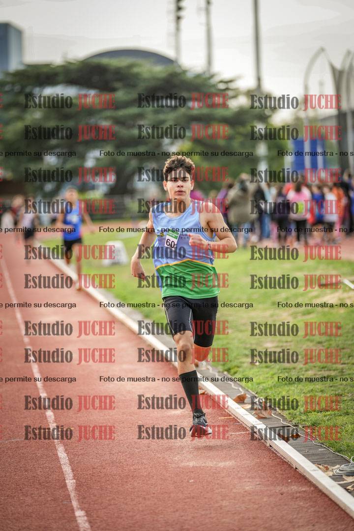 Fotos de los 600 m llanos de varones