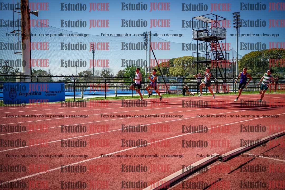 Fotos de los 200 m llanos de varones