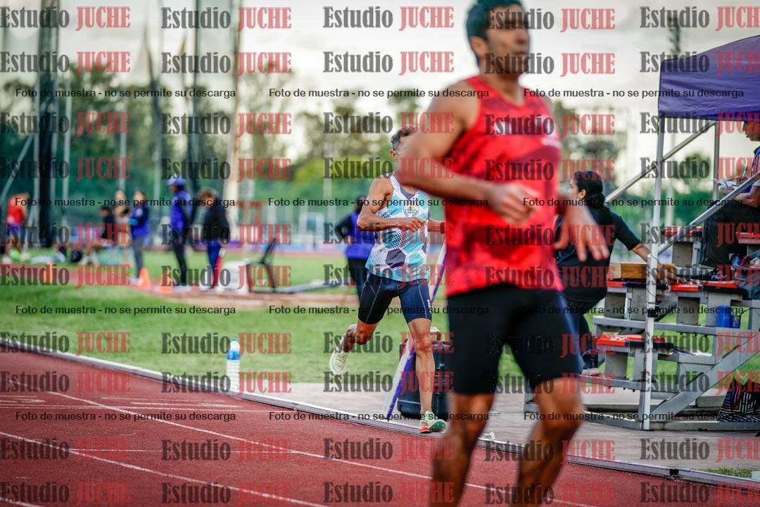 Fotos de los 400 m llanos de varones