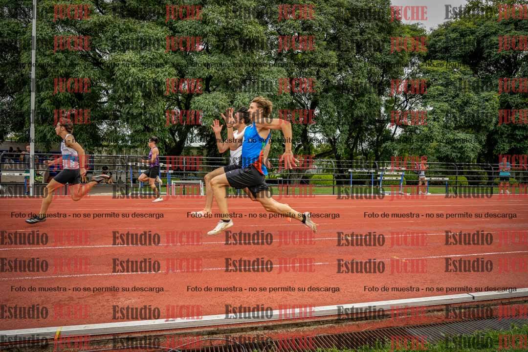 Fotos de los 100 m llanos de varones