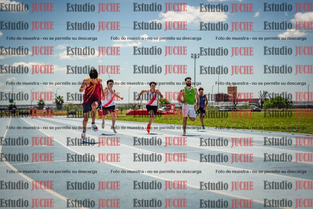 Fotos de los 100 m llanos de varones