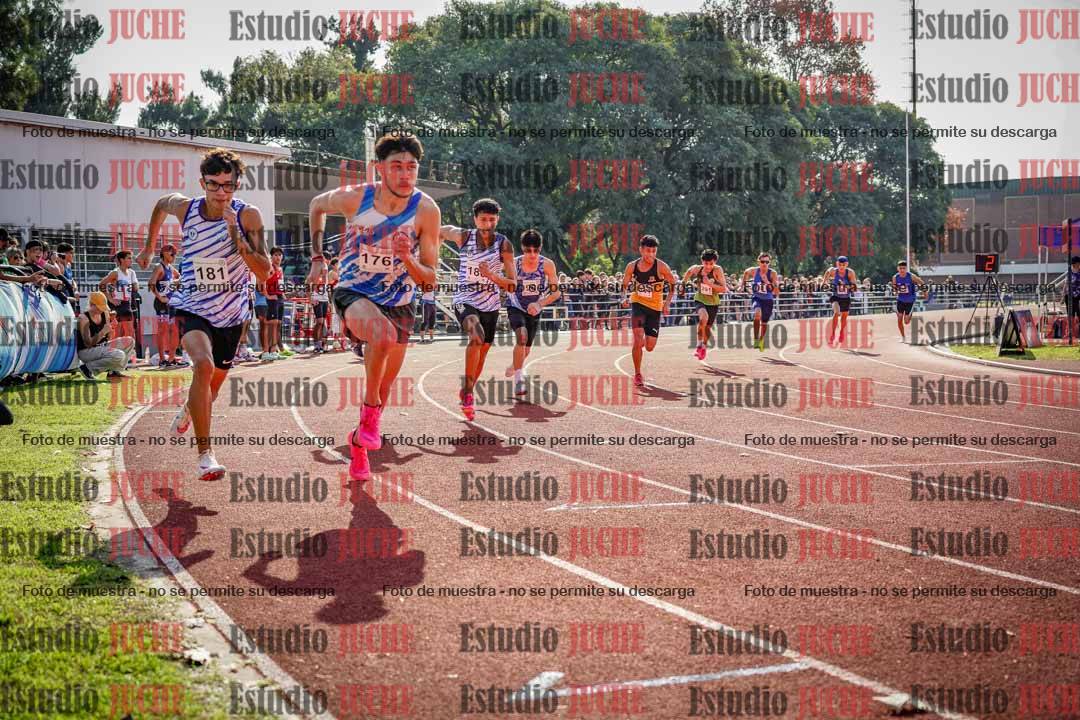 Fotos de los 800 m llanos de varones