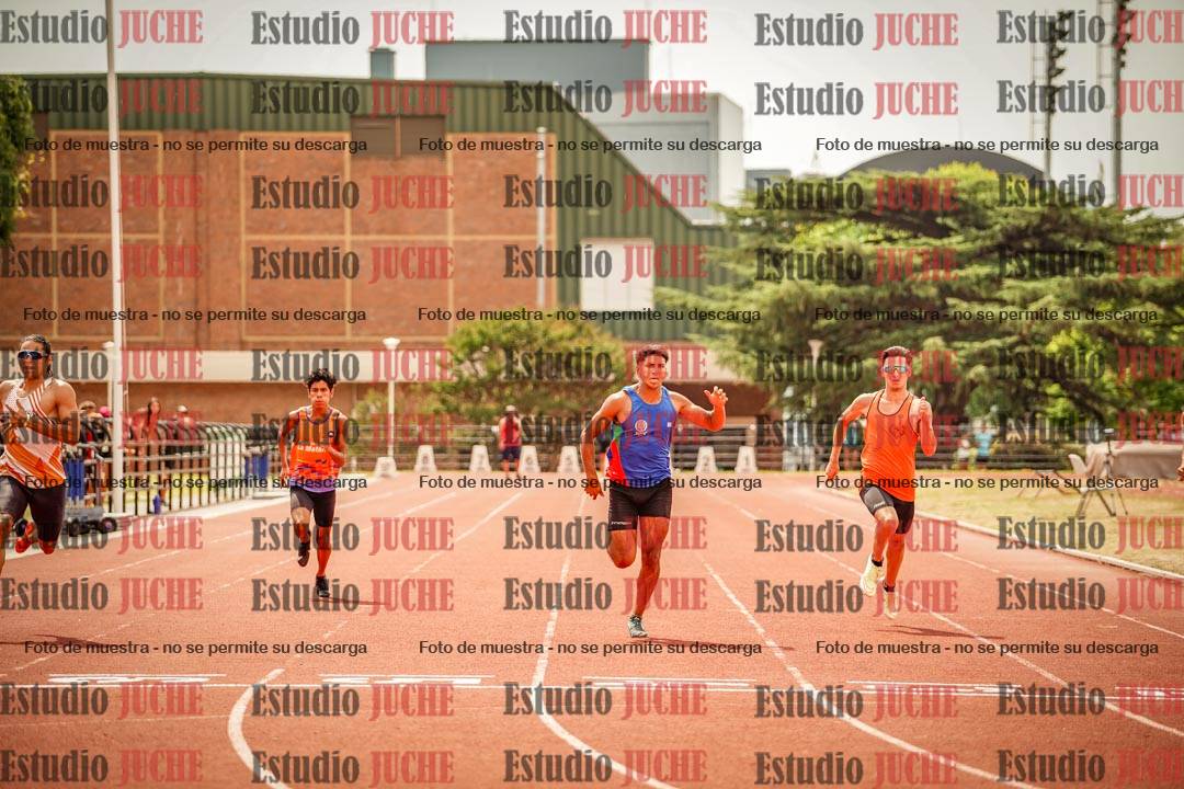 Fotos de los 200 m llanos de varones